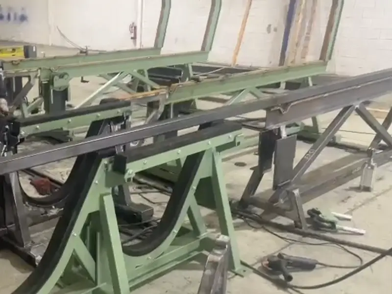 Estación de recogida de tubos de 25 metros